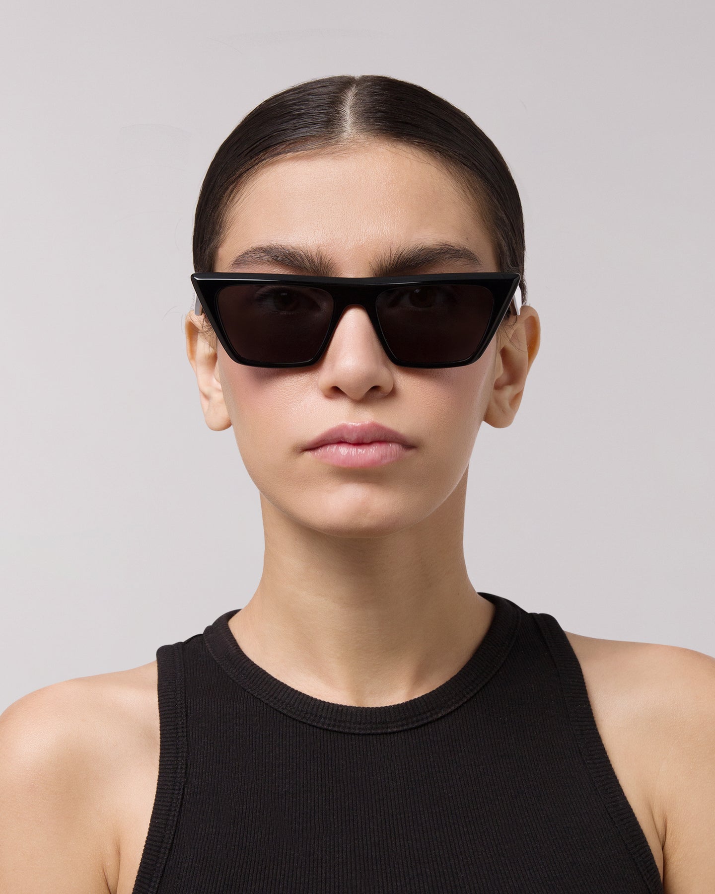 Best Sunglasses for Women – Aura Black, Available Online in USA, UK, Canada & UAE